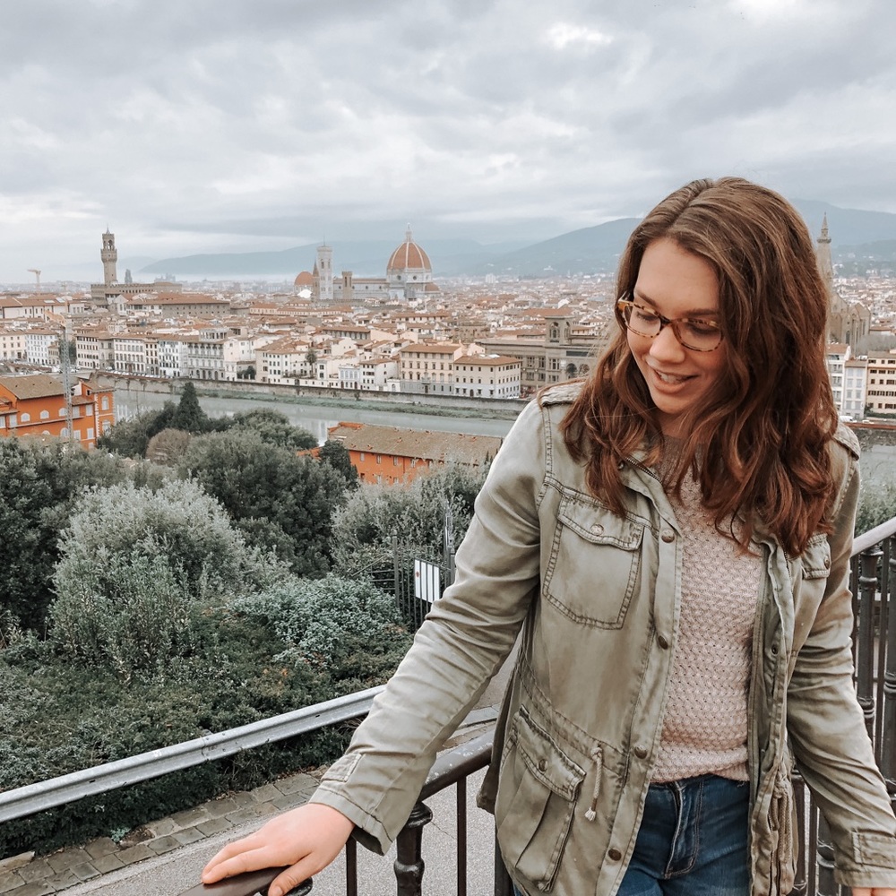 Meet your Posher, Hannah